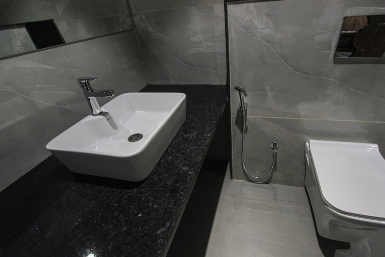 Bathroom 4, The Monarch Turbhe, Thane