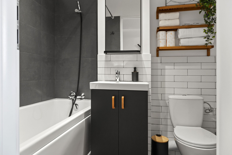 Bathroom, Victoriei 31 by MRG Apartments, Municipiul Bucuresti