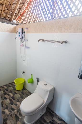 Bathroom 4, Villa Elizabeth Beach Resort, Lucena City