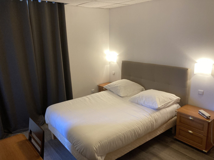 Bedroom 4, hôtel Aigle d'or, Puy-de-Dôme