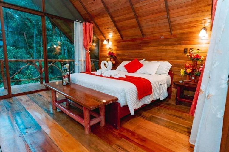 Bedroom 3, Suchipakari Jungle Lodge, Tena