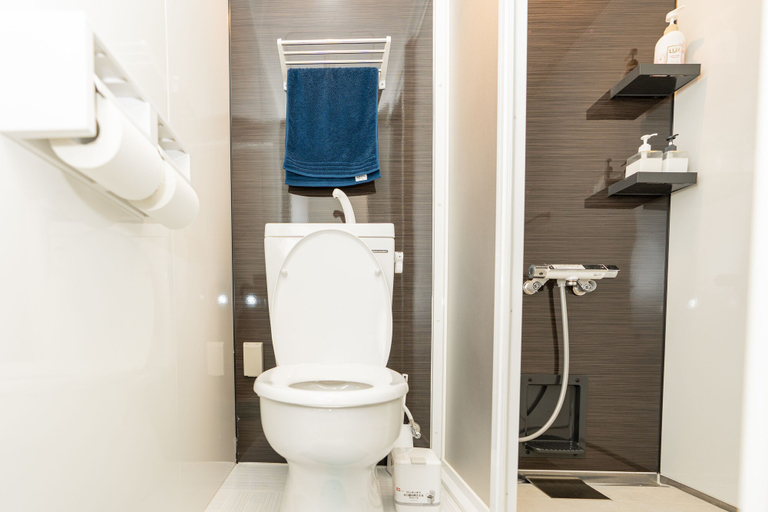 Bathroom 3, DUO Mermaid Stay, Nakagusuku