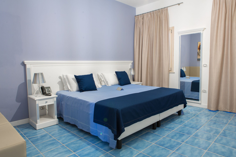 Bedroom 4, Galìa Luxury Resort, Vibo Valentia