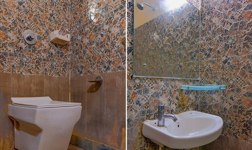 Bathroom 2, Fabhotel Ag Star, North 24 Parganas