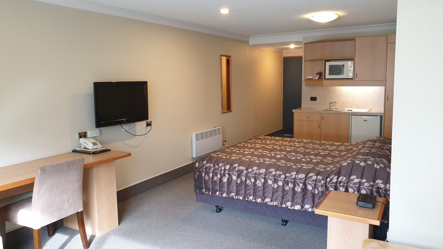 Bedroom 4, 97 Motel Moray, Dunedin