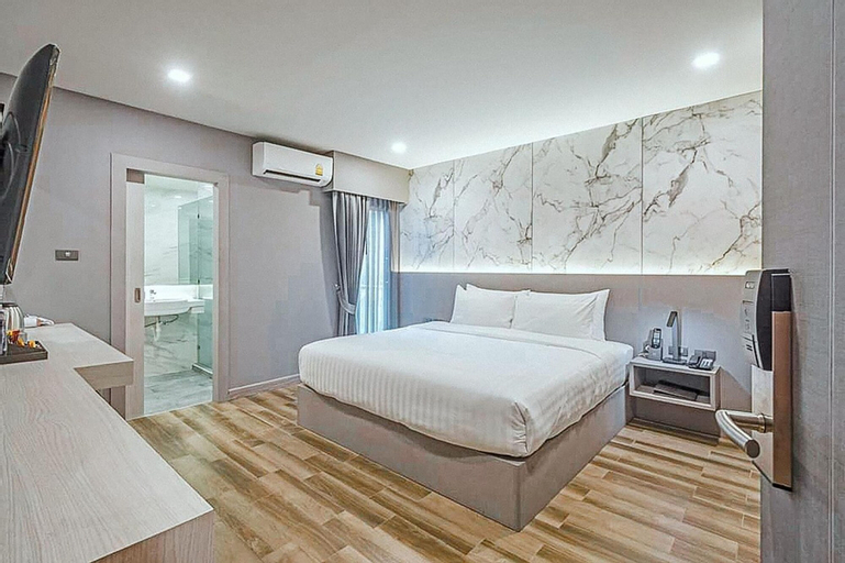 Bedroom 14