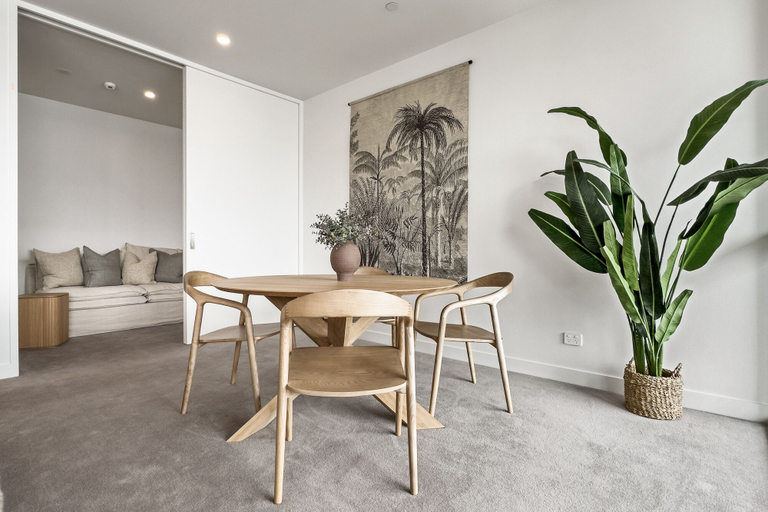 Others 5, Modern oasis in Wynyard Quarter, Waitakere