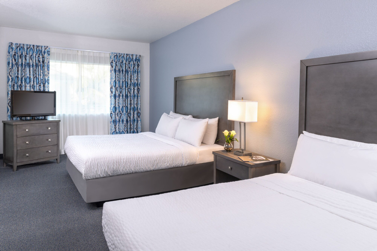 Bedroom 3, Beachfront Inn and Suites at Dana Point, Orange