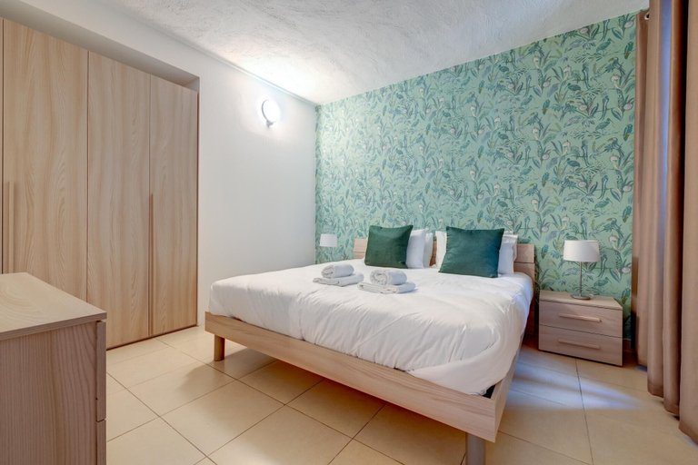 Others 3, 2 Bedroom Apartment Sliema Tigne Suites
