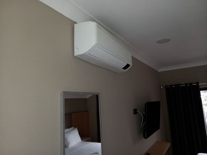 Others 3, Acacus Hotel, Kicukiro