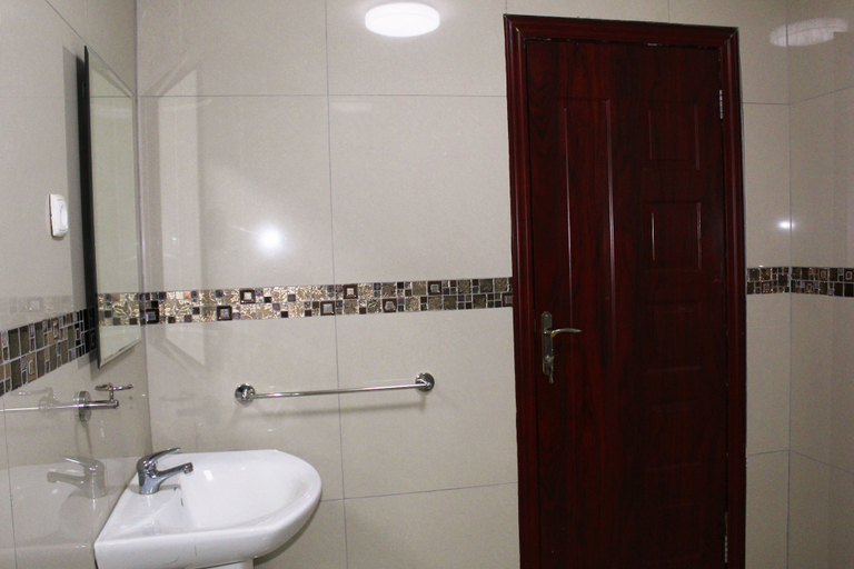 Bathroom 3, Matola View Residence, Maputo