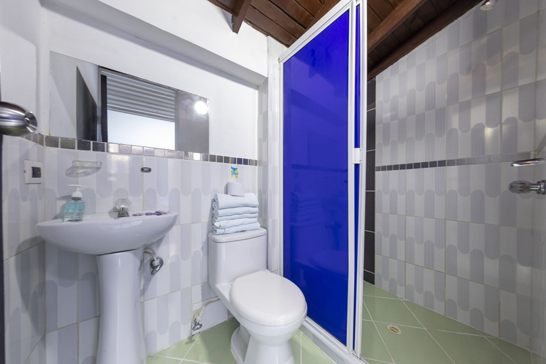 Bathroom 4, Hotel Confort Obelisk, Medellín