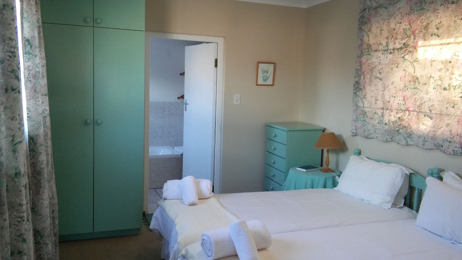 Bedroom 3, Whale Watchers Inn, Eden