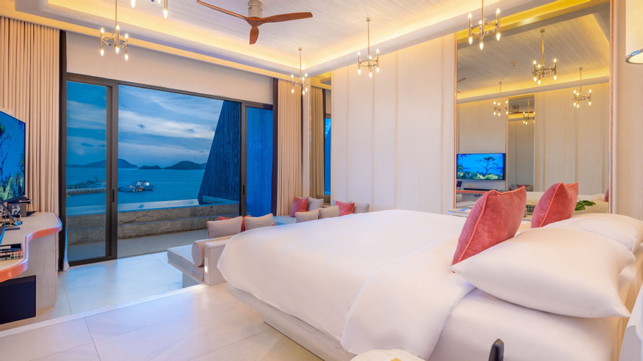 Bedroom 14