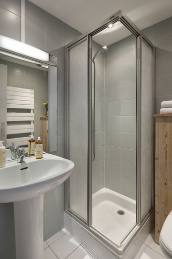 Bathroom 5, Ours Blanc Hotel & Spa, Savoie