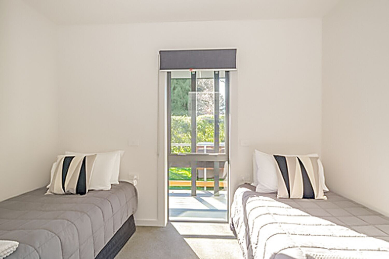 Bedroom 2, Black on Grey Motel, Timaru