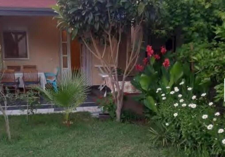 Others 5, Independent House close to Grate Beach
