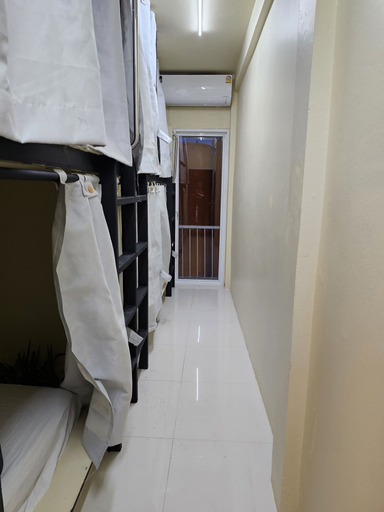 Bedroom 4, Luca hostel, Phra Nakhon