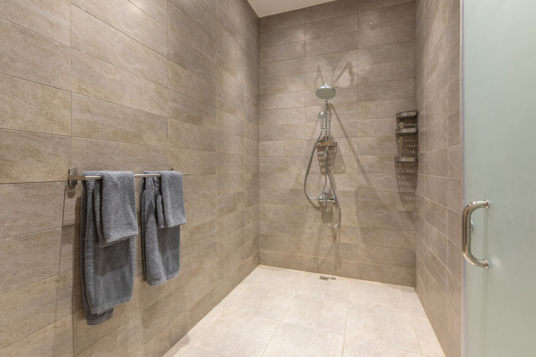 Bathroom 3, Wadi Sabarah Lodge, Marsa 'Alam