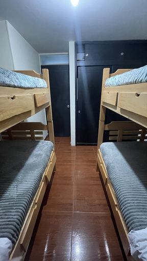 Bedroom 2, HOSTEL PARA VIAJEROS, Santafé de Bogotá