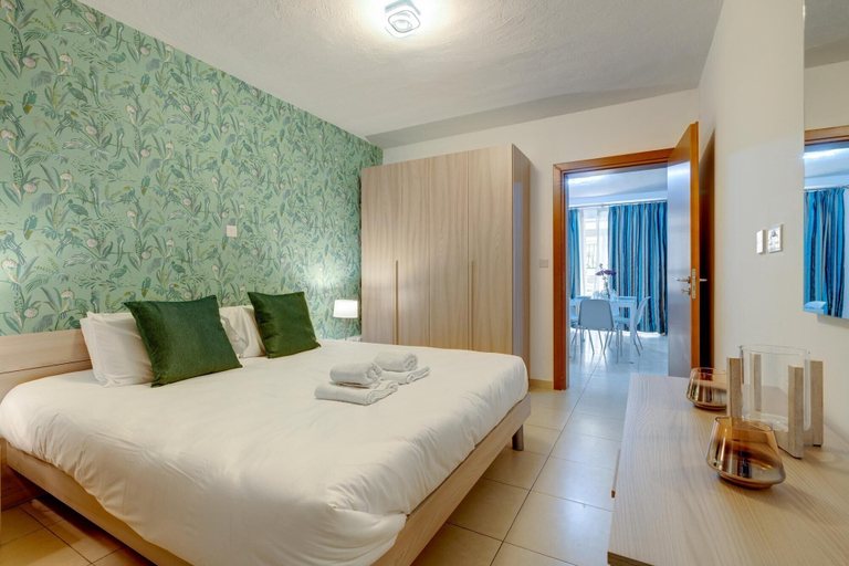 Bedroom 2, 1 Bedroom Apartment Sliema Tigne Suites