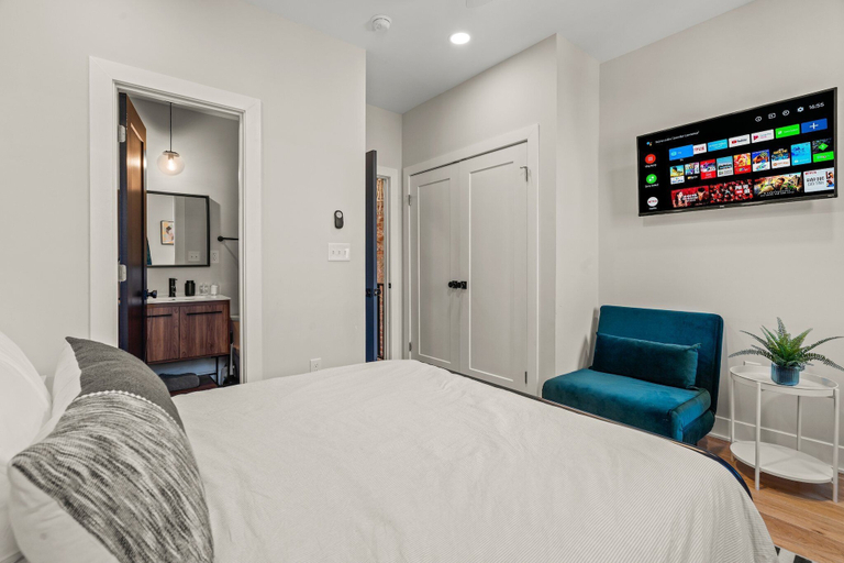 Bedroom 3, Stylish Near Stadiums & Nightlife Game Room, Philadelphia