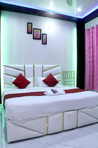 Bedroom 3, Hotel Krishna Manu Palace, Tikamgarh