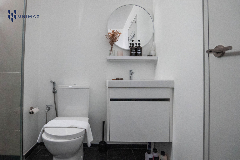 Bathroom 3, UNA Sunway Velocity by Unimax, Kuala Lumpur