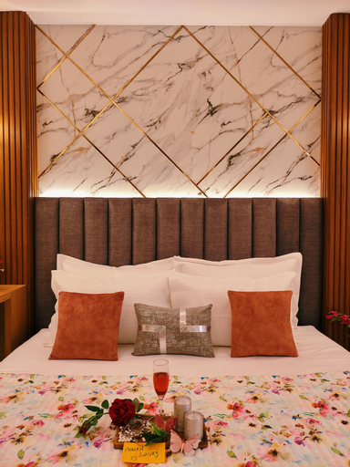 Bedroom 13