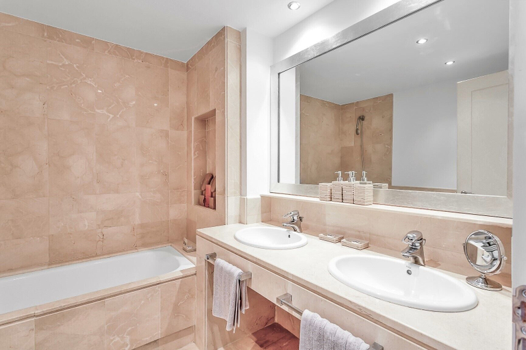 Bathroom 4, Sotogrande Sea View Penthouse, Cádiz