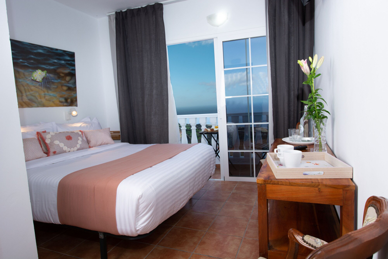 Bedroom 4, Geko Hotels, Santa Cruz de Tenerife