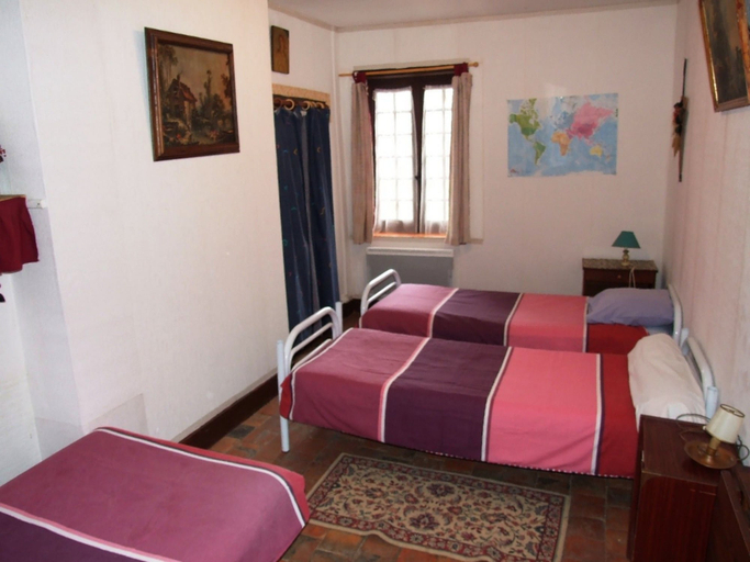 Bedroom 2, Chambres du Vignot, Yonne