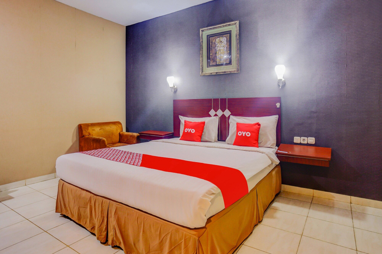 Bedroom 1, OYO 3936 Hotel Trisula Makassar, Makassar