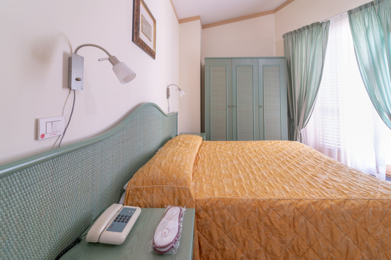 Bedroom 2, Hotel Ristorante Il Ceppo, Salerno