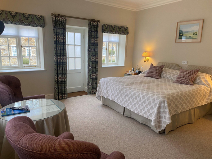 Bedroom 2, Plumber Manor, Dorset