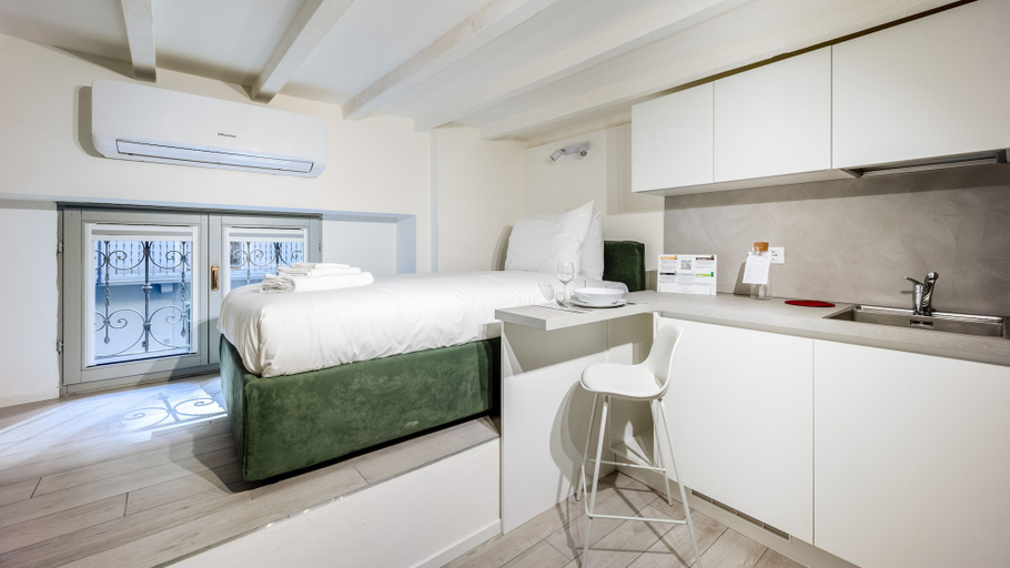 Bedroom 5, Italianway - The B Village Standard, Milano