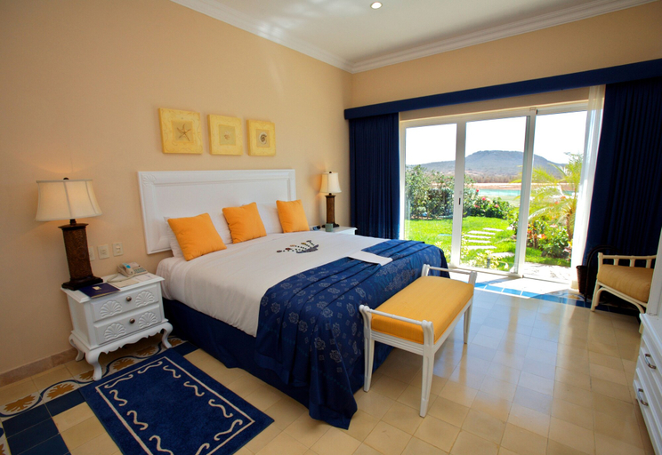 Bedroom 3, Pueblo Bonito Emerald Luxury Villas & Spa - All Inclusive, Mazatlán