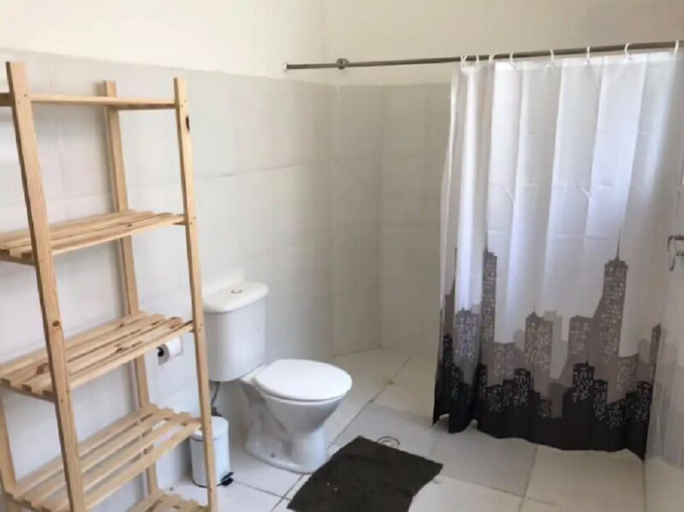 Bathroom 4, Quarto Black Power, São Paulo