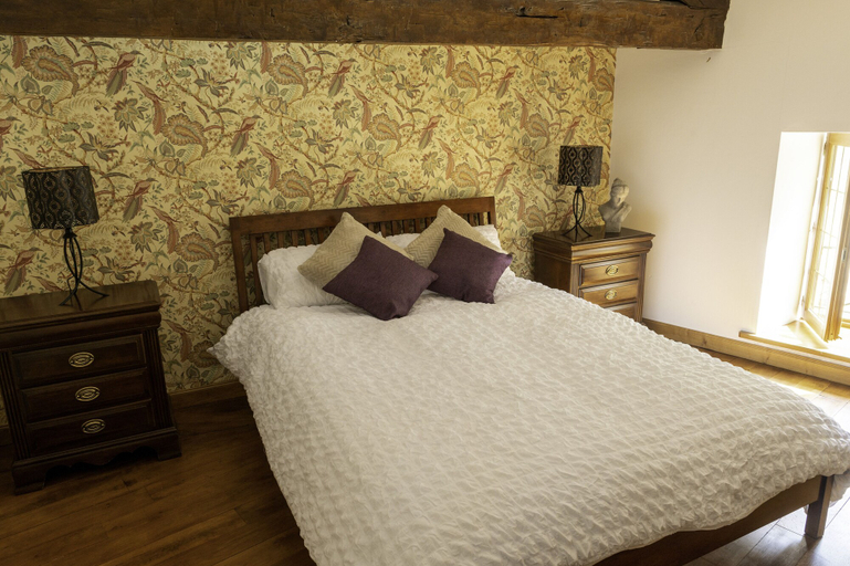 Bedroom 3, Moulin du Fontcourt, Charente
