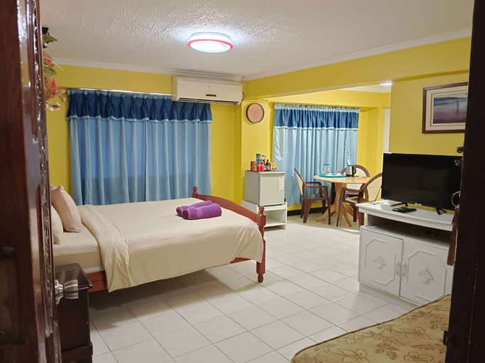 Bedroom 3, ARIZONA BEACH RESORT, Olongapo City