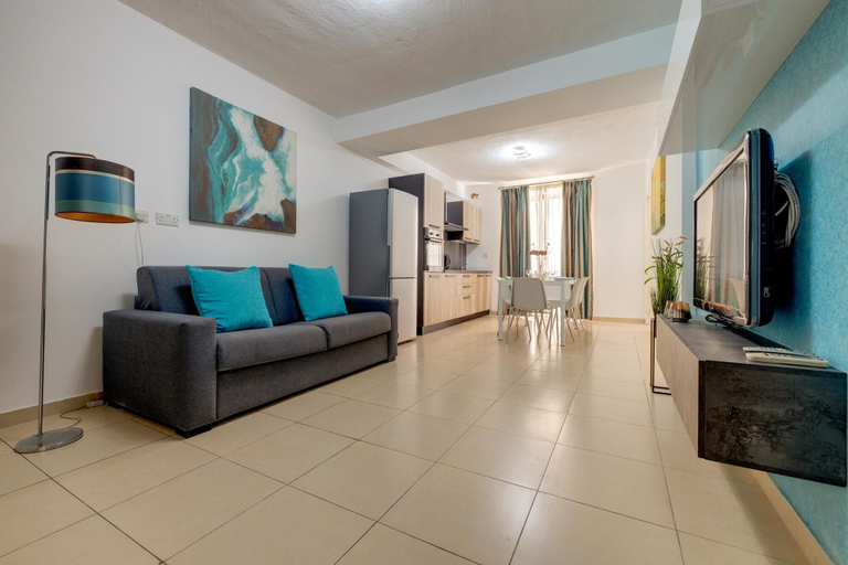 Others 4, 2 Bedroom Apartment Sliema Tigne Suites