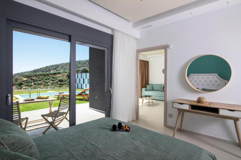 Room 4, Deluxe Villa Manolis, Crete