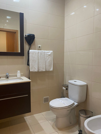 Bathroom 3, Hotel Dom Afonso, Monção