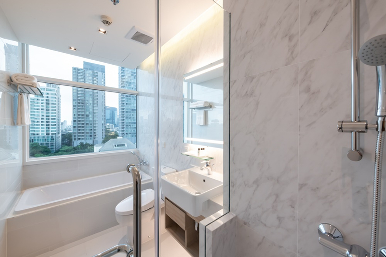 Bathroom 4