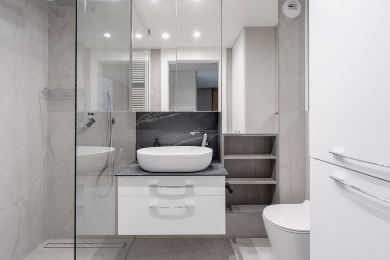 Bathroom 3, RentPlanet - Bulwar Staromiejski, Środa Śląska