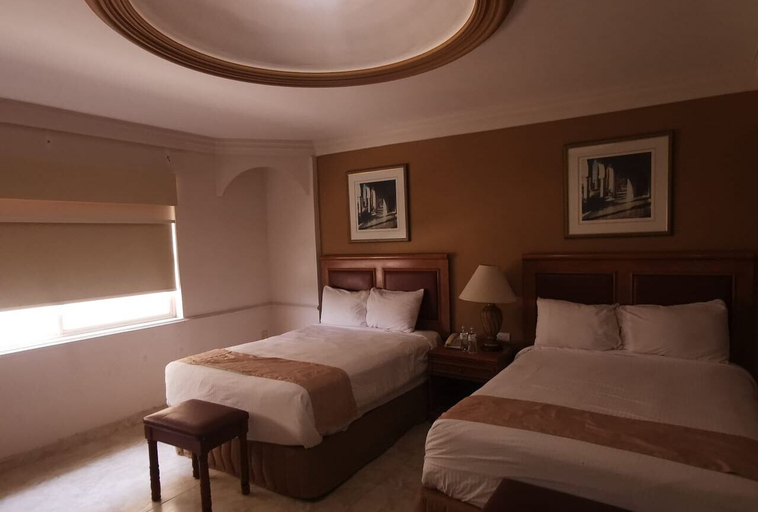 Bedroom 2, Hotel Savoy Express, Torreón