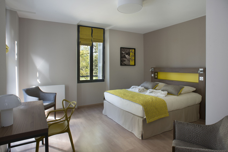 Bedroom 2, Le Château des Plans, Deux-Sèvres