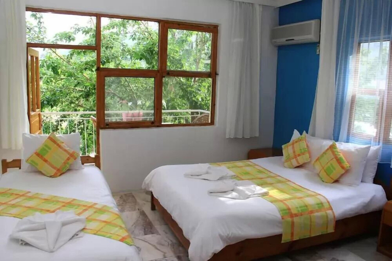 Bedroom 4, Esralina Pansiyon, Kemer