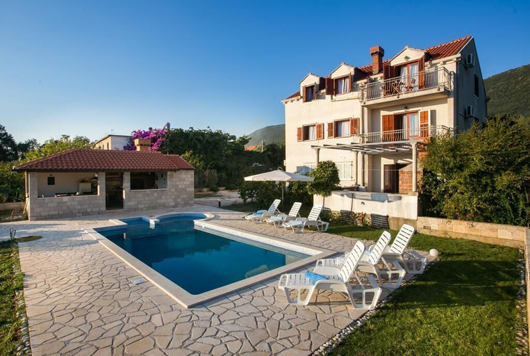 Sport & Beauty 5, Holiday Home Luce, Konavle