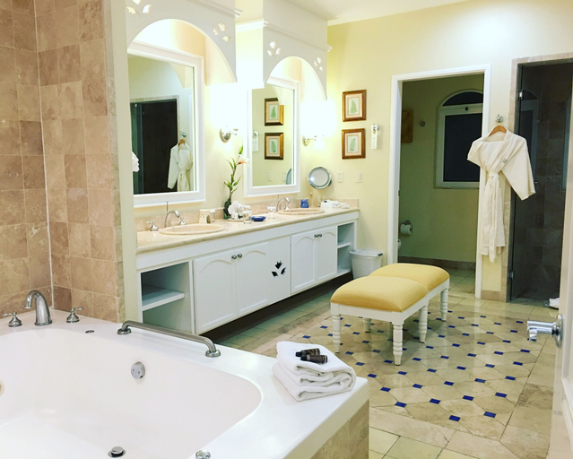 Bathroom 5, Pueblo Bonito Emerald Luxury Villas & Spa - All Inclusive, Mazatlán
